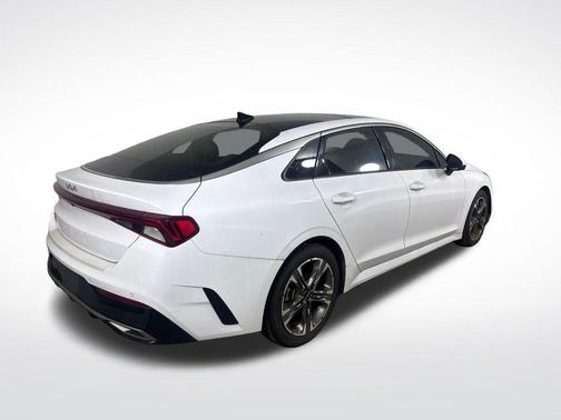 Glacial White Pearl 2022 Kia K5 EX