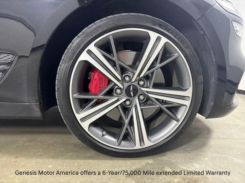 2025 Genesis G70 3.3T RWD Sport Advanced