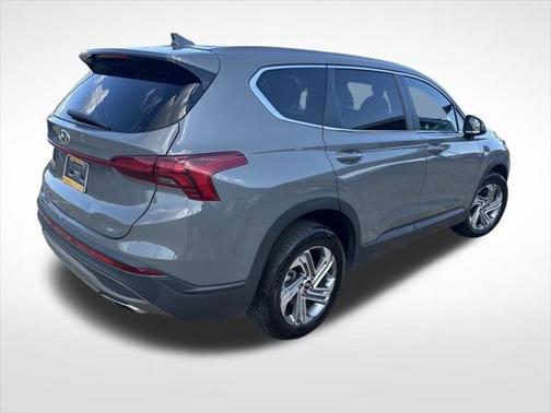 2022 Hyundai SANTA FE SE