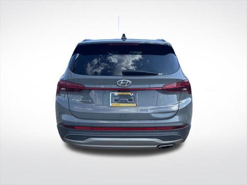 2022 Hyundai SANTA FE SE