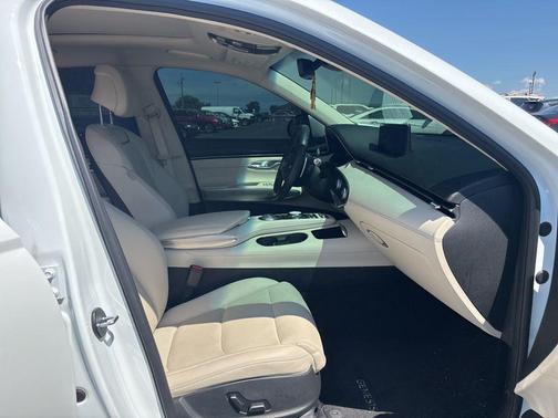 2025 Genesis GV70 2.5T AWD