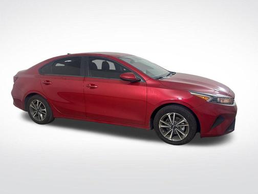 Currant Red 2024 Kia Forte LXS