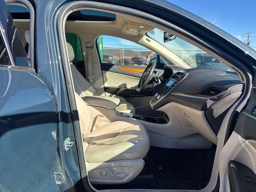 2019 Lincoln MKC Select