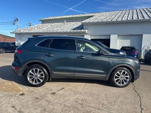 2019 Lincoln MKC Select