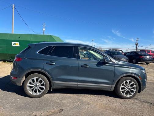 2019 Lincoln MKC Select