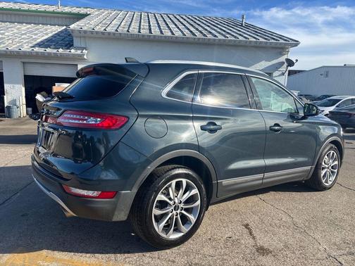 2019 Lincoln MKC Select
