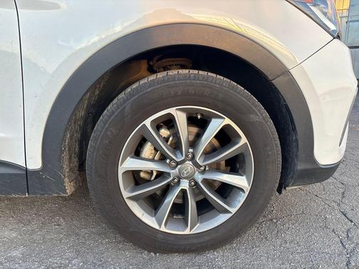 2019 Hyundai Santa Fe XL SE