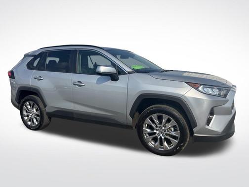 2020 Toyota RAV4 XLE Premium