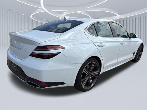 2025 Genesis G70 2.5T RWD