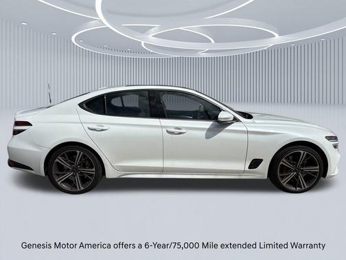 2025 Genesis G70 2.5T RWD