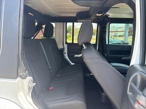 2018 Jeep Wrangler JK Unlimited Sahara