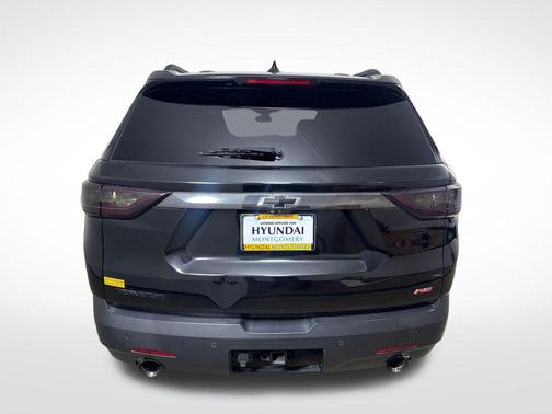 Mosaic Black Metallic 2021 Chevrolet Traverse RS