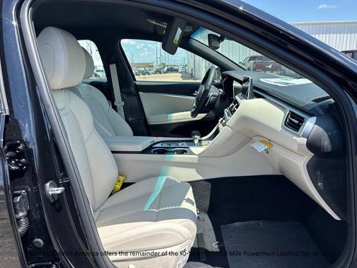 2026 Genesis G70 2.5T AWD