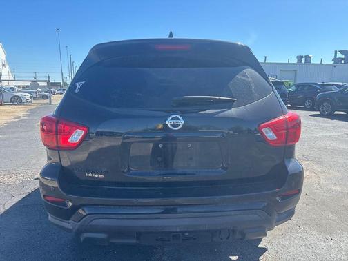 2020 Nissan Pathfinder SV 2WD