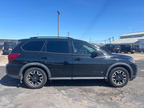 2020 Nissan Pathfinder SV 2WD
