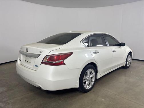 2013 Nissan Altima 2.5 SV