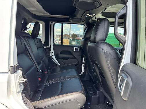 2023 Jeep Wrangler 4xe Sahara High Altitude