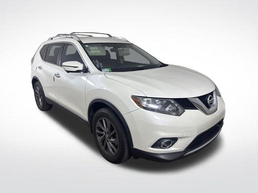Pearl White 2016 Nissan Rogue SL