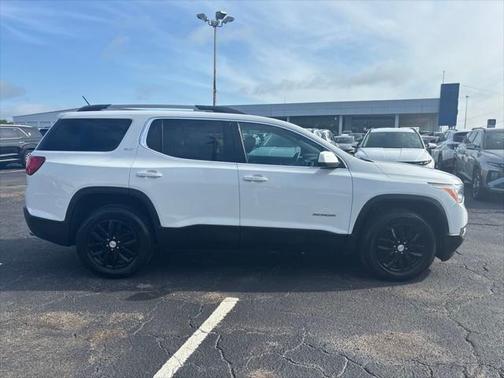 2019 GMC Acadia SLT-1