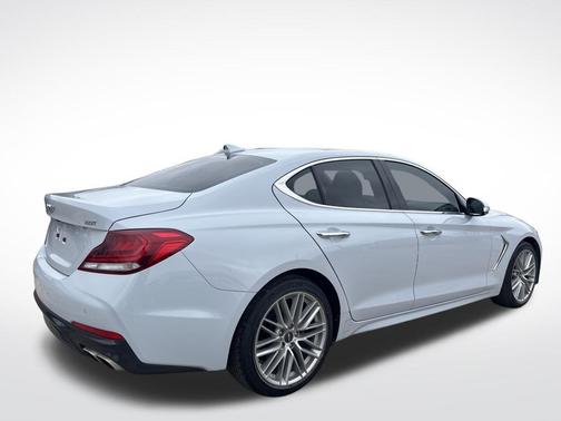 2021 Genesis G70 2.0T RWD