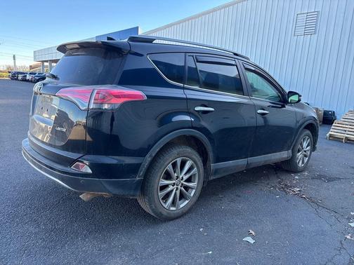 2017 Toyota RAV4 Limited