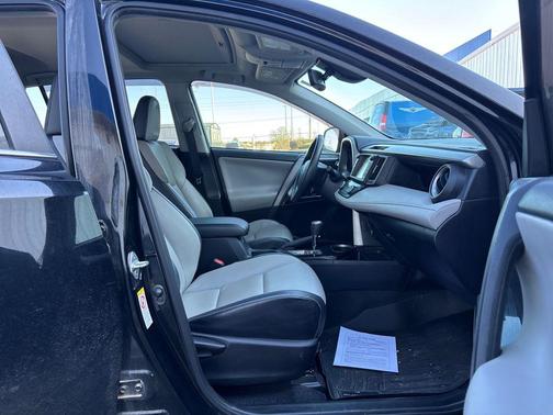 2017 Toyota RAV4 Limited