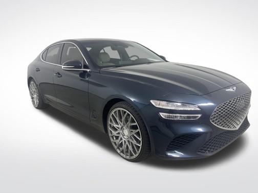 2022 Genesis G70 2.0T RWD