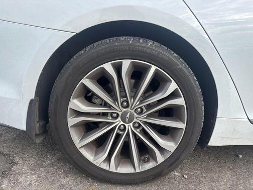 2017 Genesis G80 3.8