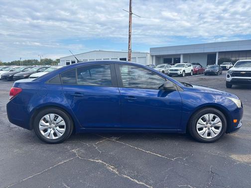 2013 Chevrolet Cruze LS