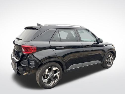 2022 Hyundai VENUE SEL