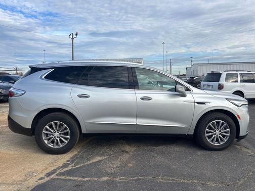 2022 Buick Enclave FWD Premium