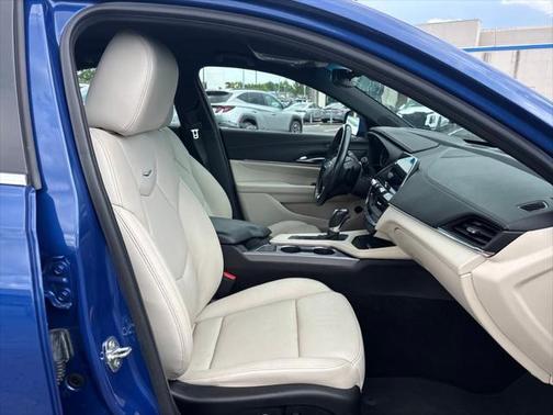 2023 Cadillac CT4 Premium Luxury