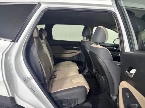 2022 Hyundai SANTA FE SE