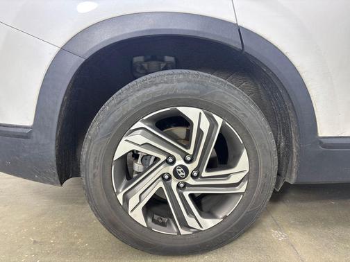 2022 Hyundai SANTA FE SE