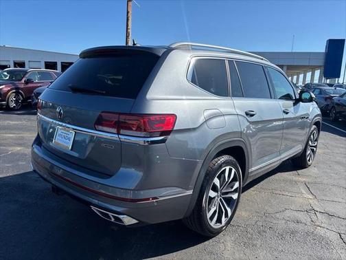 2022 Volkswagen Atlas 3.6L SEL Premium