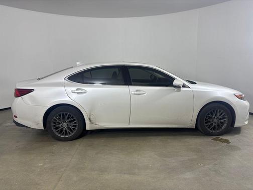 2018 Lexus ES 350 Base