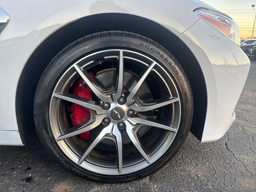 2019 Genesis G70 3.3T Advanced