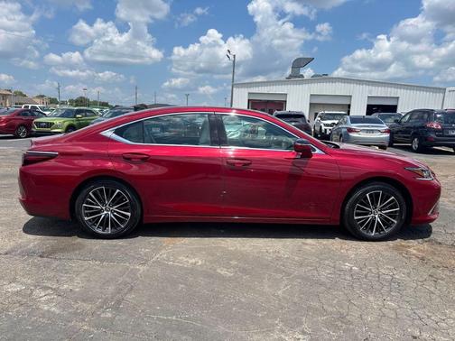 2024 Lexus ES 350 Base