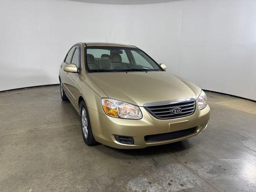 Champagne Gold 2009 Kia Spectra EX
