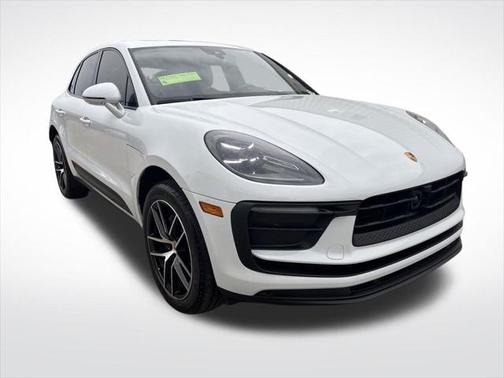 2024 Porsche Macan Base