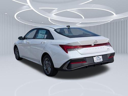 2026 Hyundai ELANTRA HEV Blue