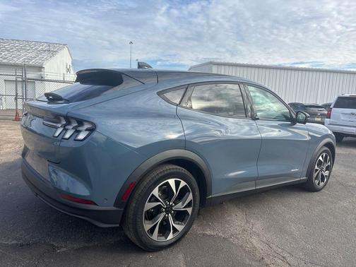2024 Ford Mustang Mach-E Select