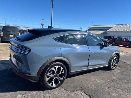 2024 Ford Mustang Mach-E Select