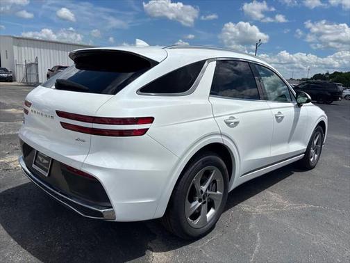 2026 Genesis GV70 2.5T Select