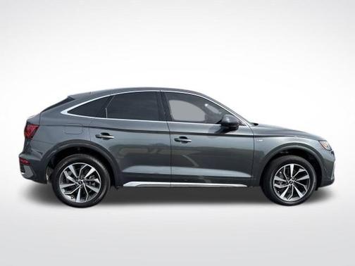 2022 Audi Q5 45 S line Premium