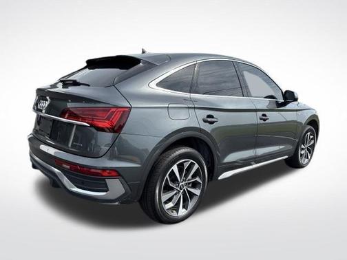 2022 Audi Q5 45 S line Premium