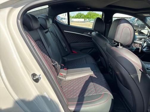 2025 Genesis G70 3.3T RWD Sport Advanced