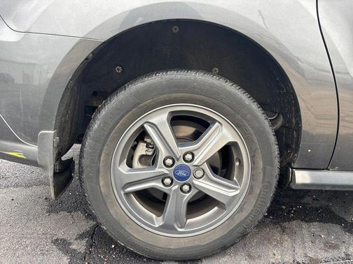 2020 Ford Transit Connect Titanium w/Rear Liftgate