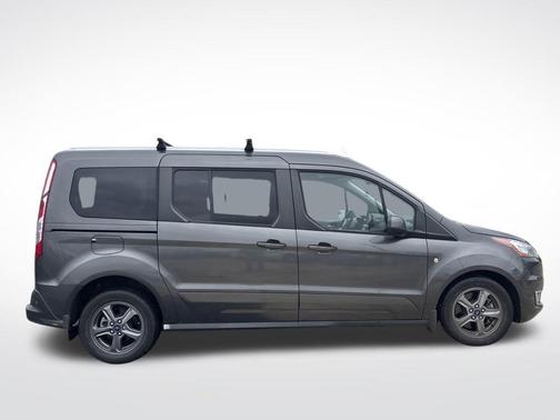 2020 Ford Transit Connect Titanium w/Rear Liftgate