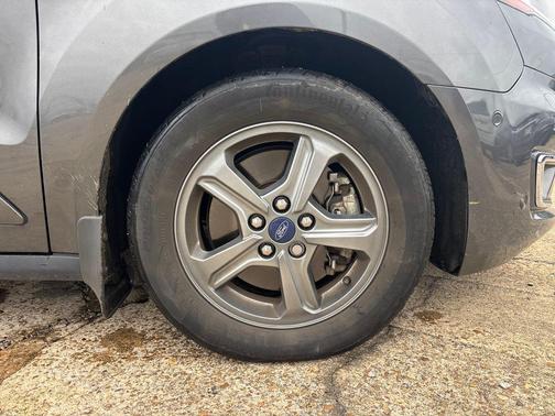 2020 Ford Transit Connect Titanium w/Rear Liftgate